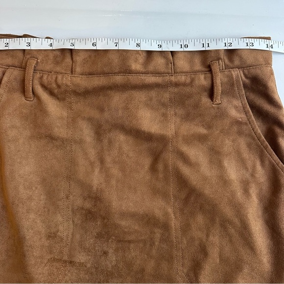 Abercrombie & Fitch Faux Suede Mini Skirt Brown Size Small Pockets Zip Up Short - Picture 7 of 10